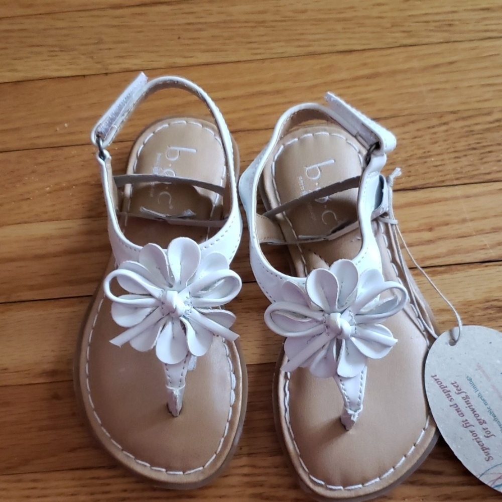 Brand New b.o.c. White Sandals